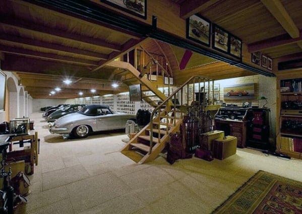 Garage bachelor pad 