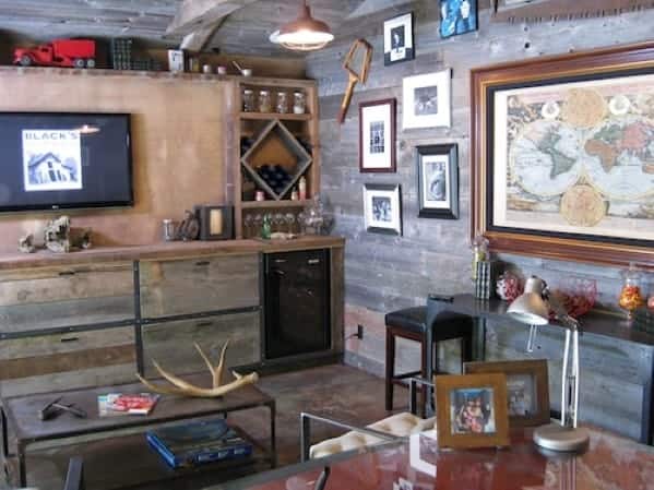 Cabin style man cave 