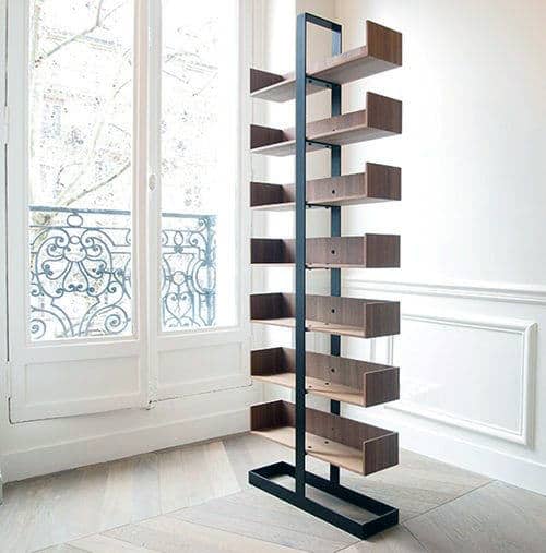 Standalone bookcase