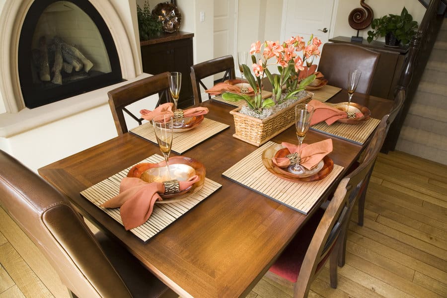 Dining table with modern tableware and decor