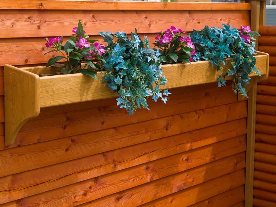 Fence hanging planters