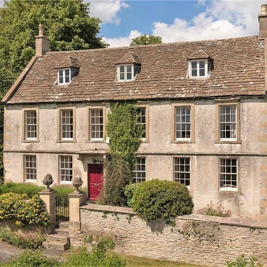 30 Georgian-Style Home Inspirations and Designs